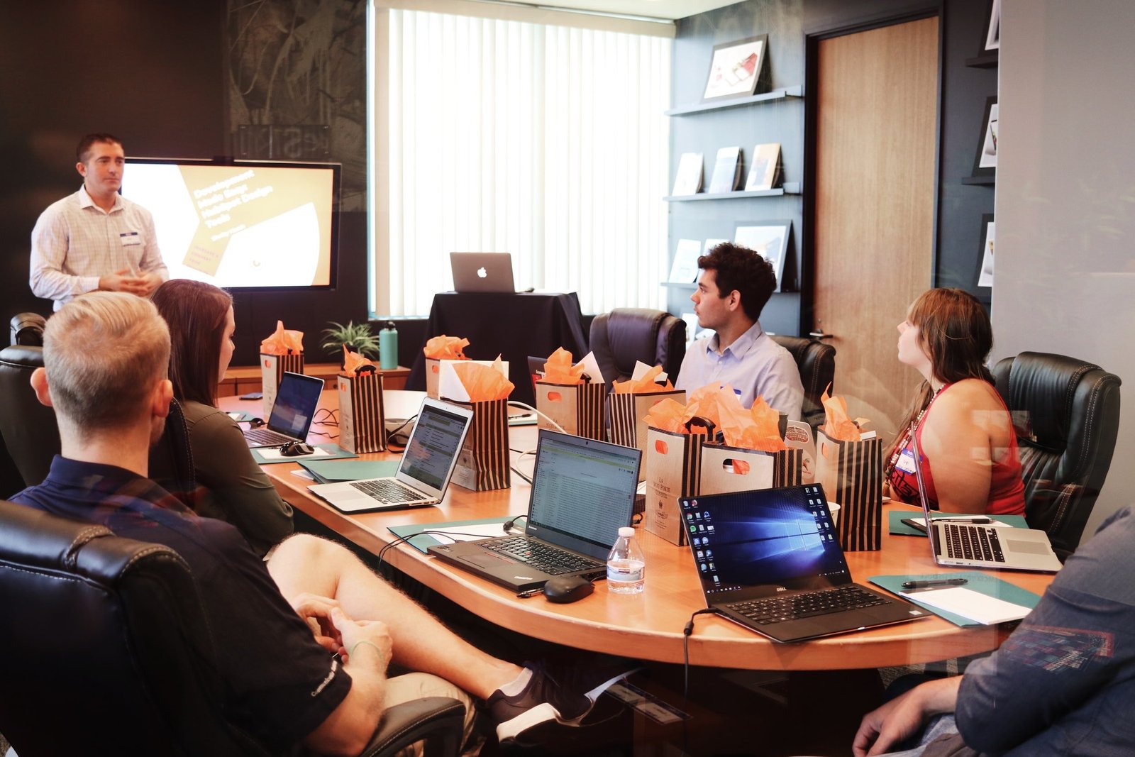 7 Deadly Pitch Deck Sins